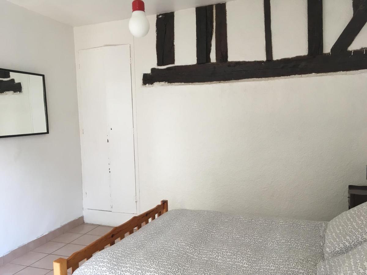Chez Tibo Apartman Provins Kültér fotó